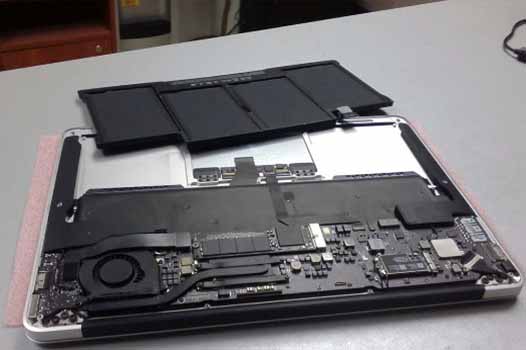 inlocuire baterie laptop reparatii laptop